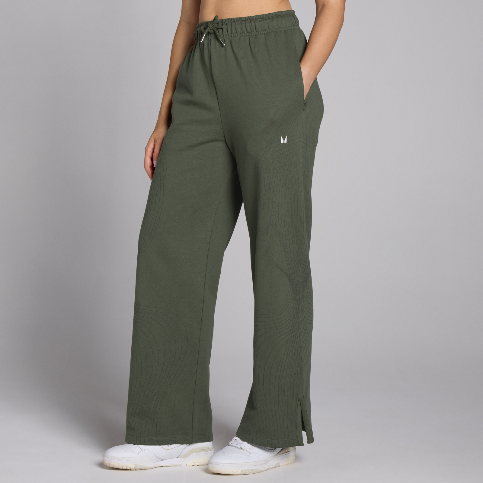 5059883431734 - Damen Tempo Grafik Jogginghose mit geradem Bein – Dunkles Olivgrün - XS