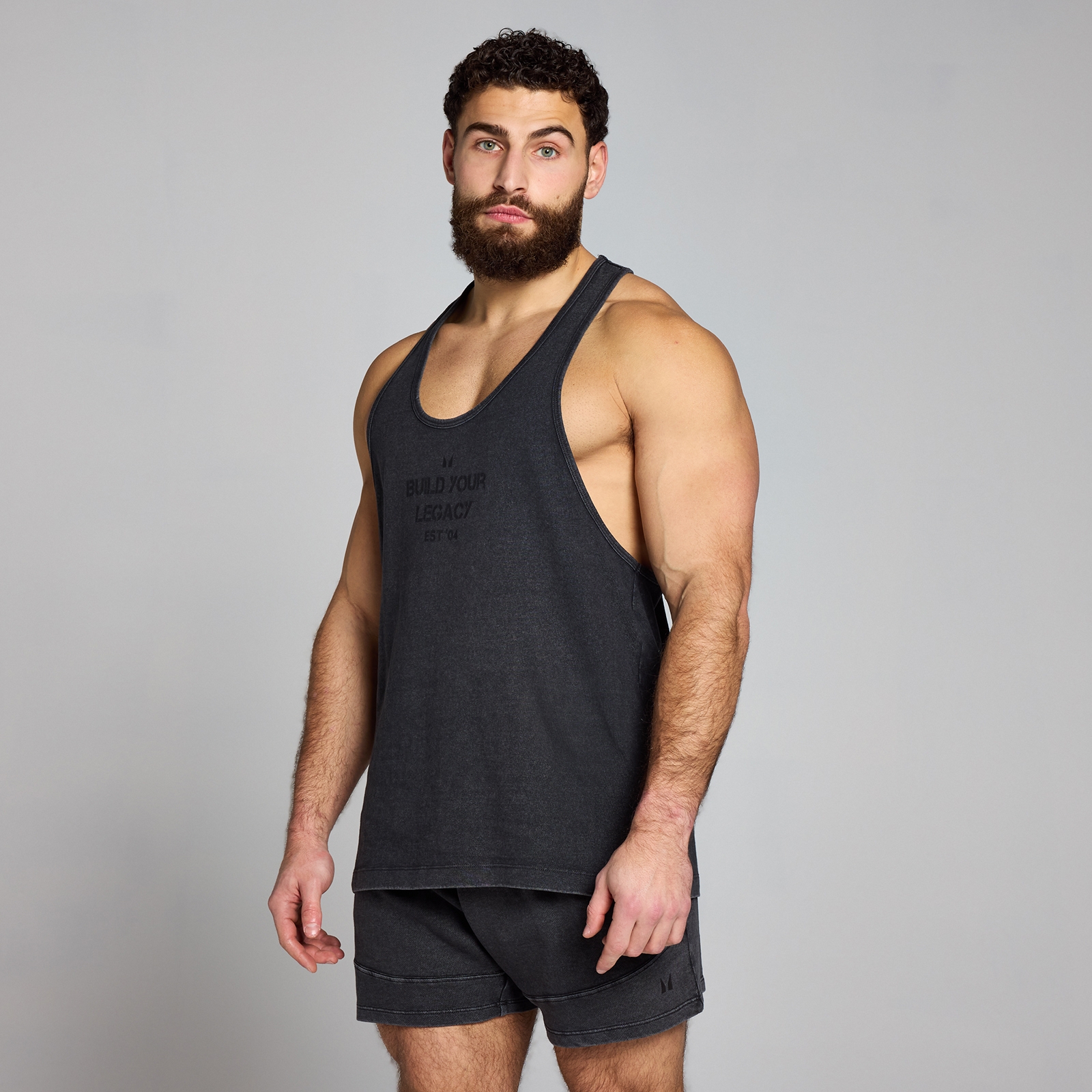 5059883439716 - Herren Origin Washed Stringer-Top mit Grafik – Verwaschenes Schwarz - S 5059883439716 - Herren Origin Washed Stringer-Top mit Grafik – Verwaschenes Schwarz - S
