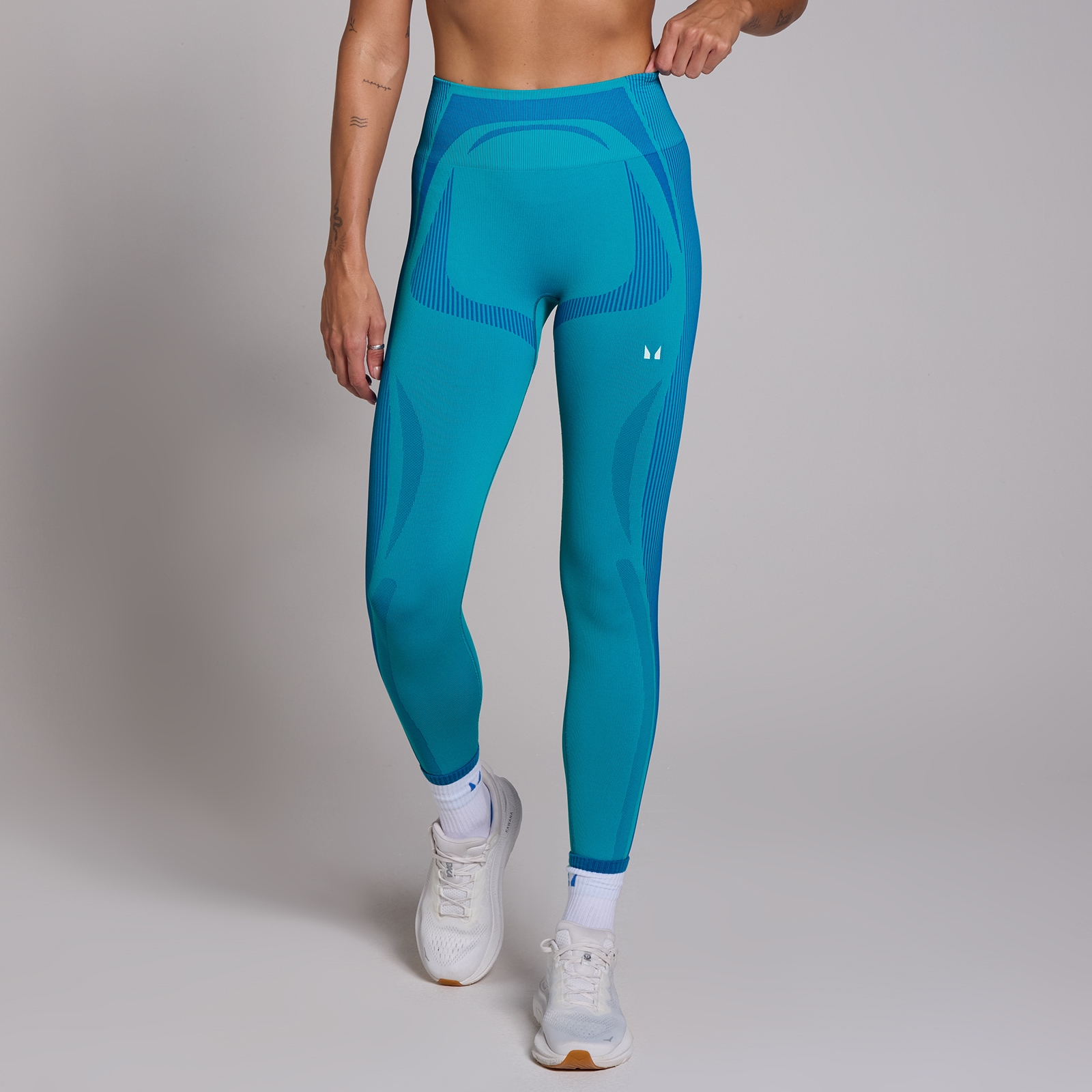 5059883443003 - Damen Tempo nahtlose Hybrid-Leggings – Ozeanblau - XS