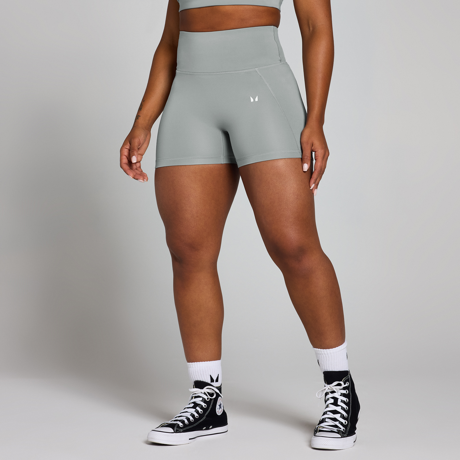 5059883444345 - Damen Origin Graphic Trainingsshorts – Fossilgrau - S