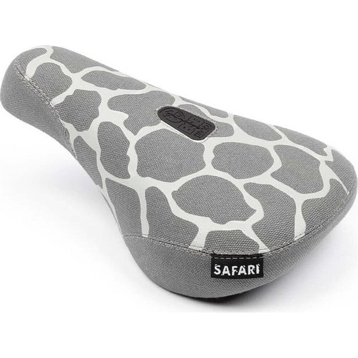 5060514326657 - Safari Sattel Pivotal Fat Grau Weiß mit Giraffenmuster - Reed Stark Signature