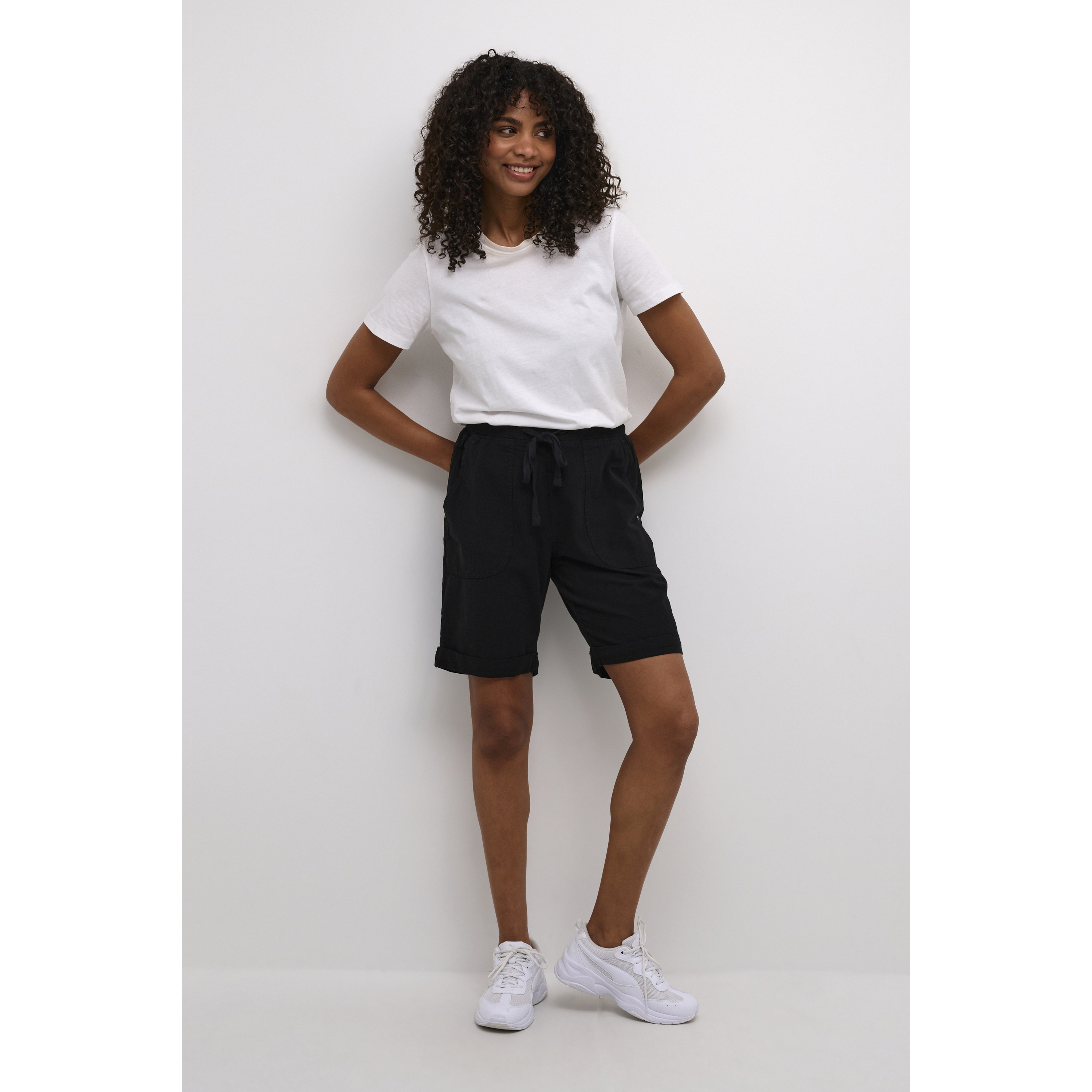 5713343694076 - Shorts für Damen KAFFE Naya 5713343694076 - Shorts für Damen KAFFE Naya