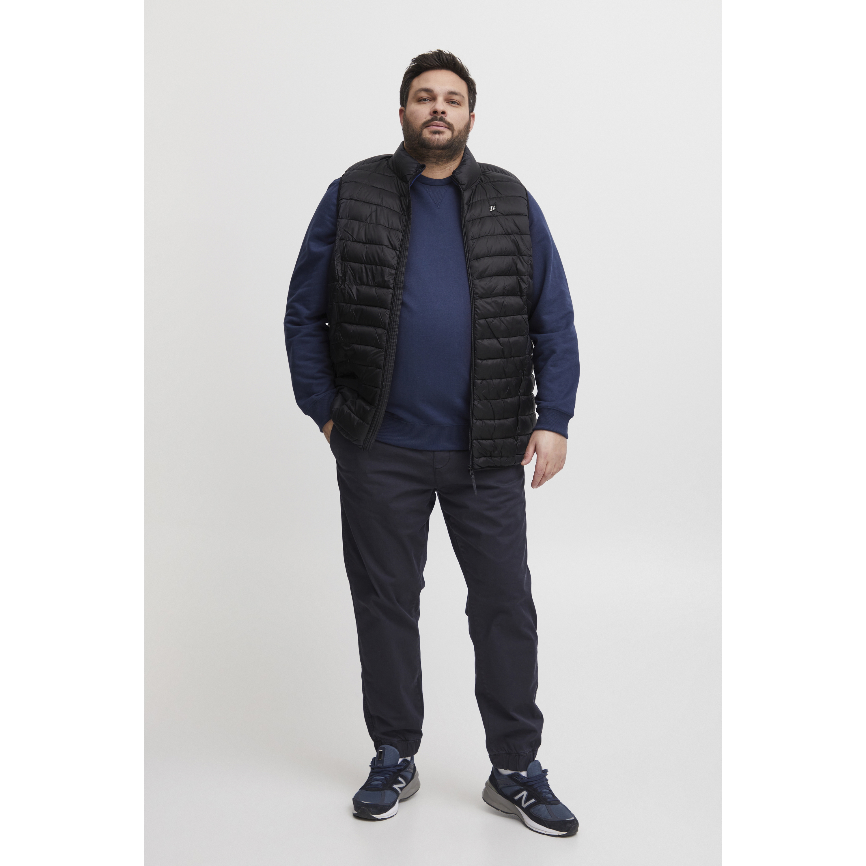 5715169085472 - Weste Romsey