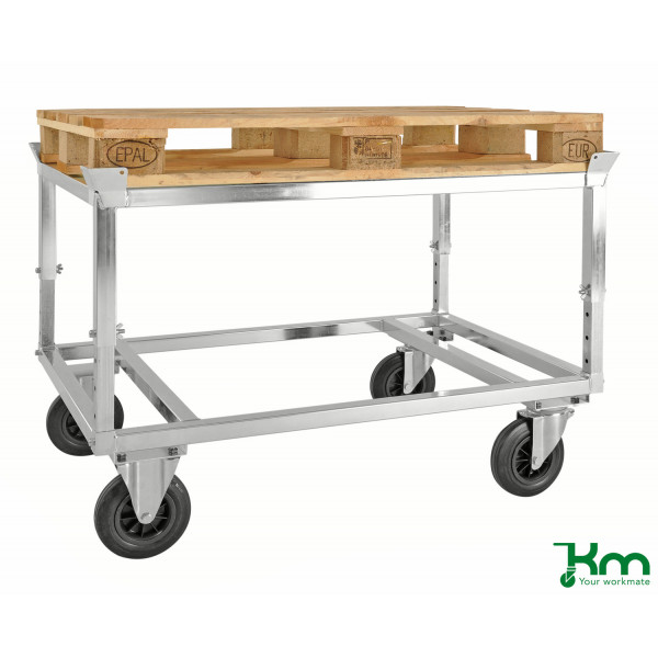 7350050359980 - Palettenwagen KM222-EPB Verzinkter Palettenwagen mit Palettenhalter 846x1246x705mm (BxLxH) bis 800kg belastbar 2 Bockrollen 7350050359980 - Palettenwagen KM222-EPB Verzinkter Palettenwagen mit Palettenhalter 846x1246x705mm (BxLxH) bis 800kg belastbar 2 Bockrollen