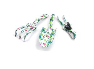 8131010840644 - Petites Ecrevisses - 3 Piece Gartenwerkzeug Set Blumen Design Gartengeräte Geschenk-Set für Gartenbedarf Weiß