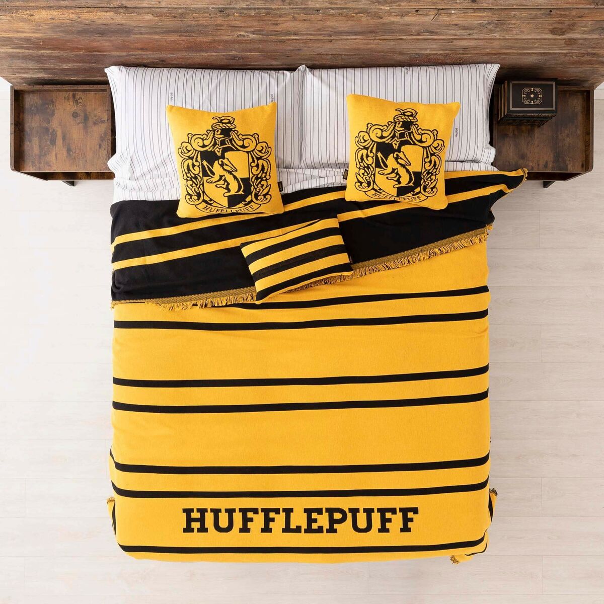 8434563182323 - Decke Hufflepuff House Bunt 180 x 2 x 260 cm