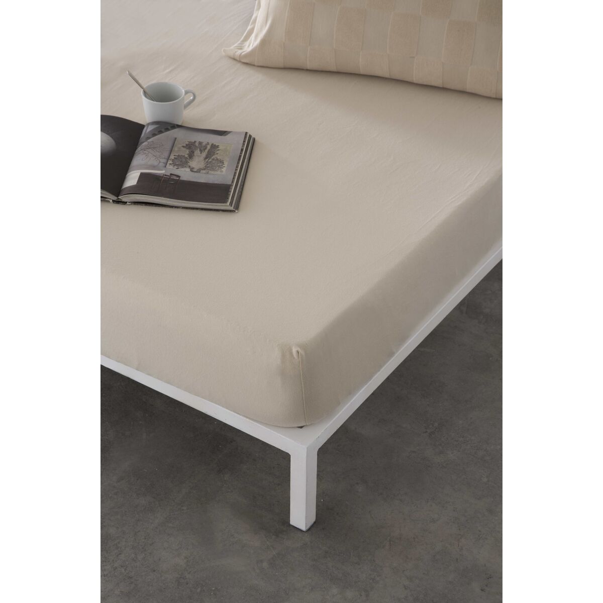 8445142477136 - Fitted bottom sheet ELBA Beige 135 x 200 (Double)