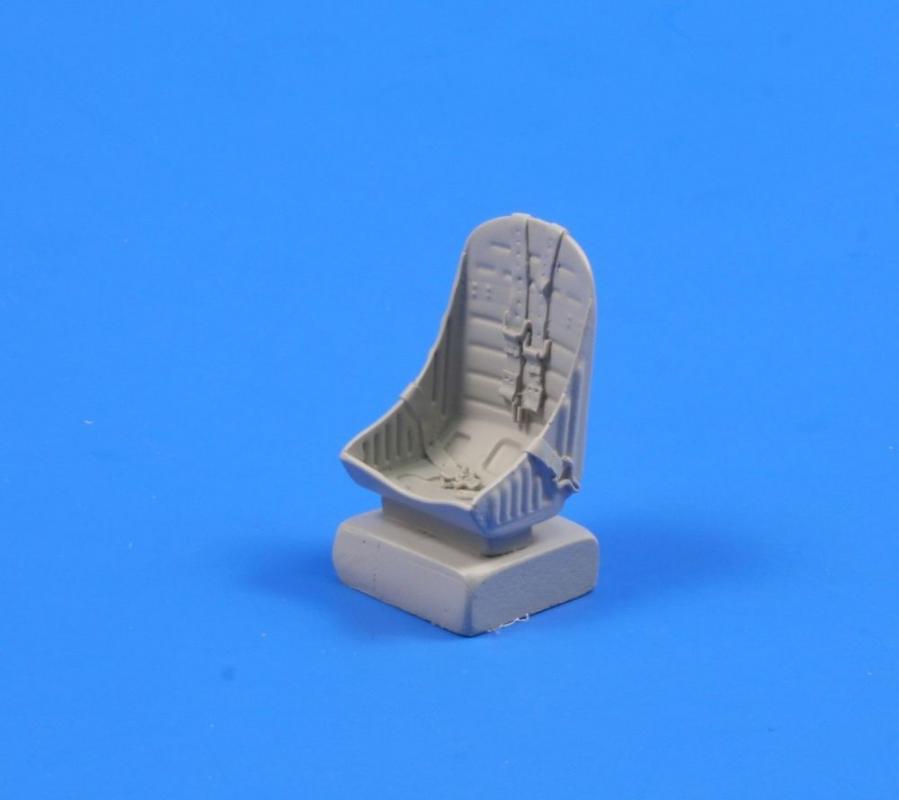 8595593115443 - Curtiss P-40E - Seat
