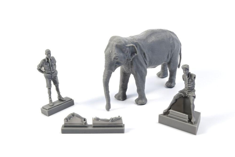 8595593126074 - WWII RAF Mechanic in India + Elephant with Mahout (2 Figuren + Elephant)