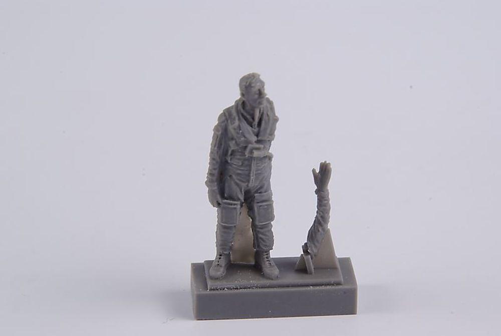8595593126685 - CMK 129-F48351 - AJ-37 JA-37 Viggen Pilot Climbing Ladder into Cockpit fSpecialHobby Tarangus kit in 148 8595593126685 - CMK 129-F48351 - AJ-37 JA-37 Viggen Pilot Climbing Ladder into Cockpit fSpecialHobby Tarangus kit in 148