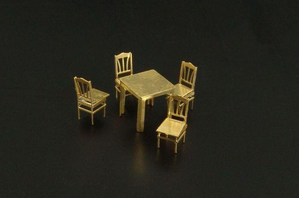 8595683900089 - Table and chairs