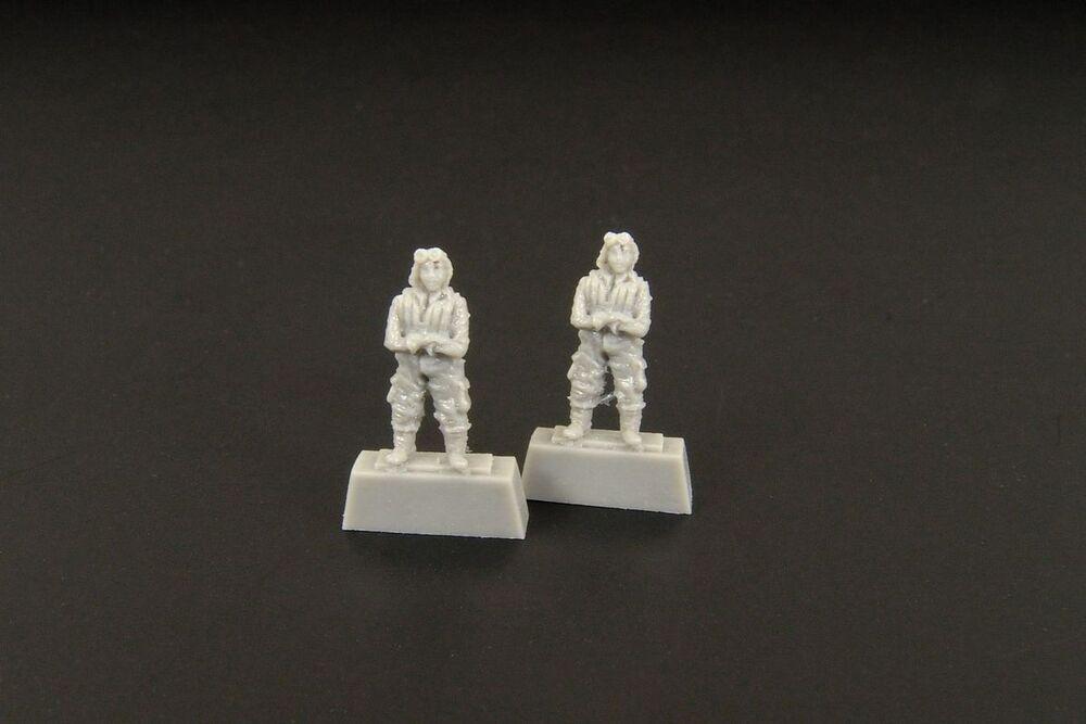 8595683900607 - Japanese pilot WWII -(two pieces)