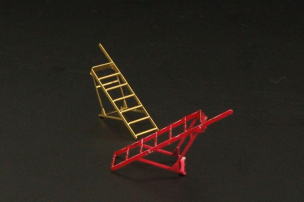 8595683901987 - Step ladders for Hunter and Harrier (2pcs)