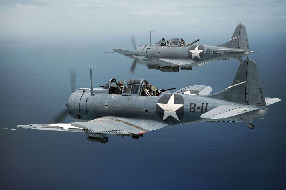 8595683906982 - SBD-3 Dauntless MIDWAY