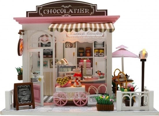 8711568065456 - Crafts&Co Modellbausatz für Erwachsene Kinder - DIY - Puppenhaus - Puppenhaus - Chocolatier