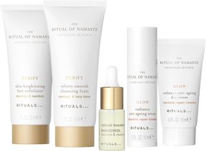 8719134154924 - Rituale The Ritual Of Namaste Geschenkset Purify Skin Brightening Face Exfoliator 30 ml + Purify Velvety Smooth Celansing Foam 30 ml + Natural Booster + Glow Radiance Anti-Ageing Serum 10 ml + Glow Radiance Anti-Ageing Day Cream 10 ml 1 Stk