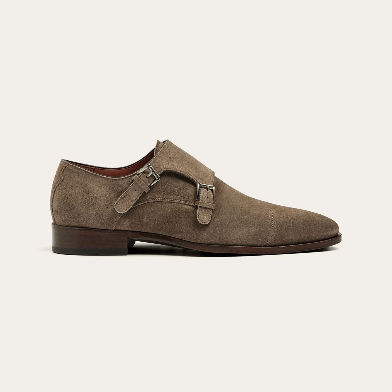 8719394317206 - Greve Schnallenschuh Magnum Taiga Wildleder - Größe 42 - Braun - Weite H - Elegant und Bequem 8719394317206 - Greve Schnallenschuh Magnum Taiga Wildleder - Größe 42 - Braun - Weite H - Elegant und Bequem