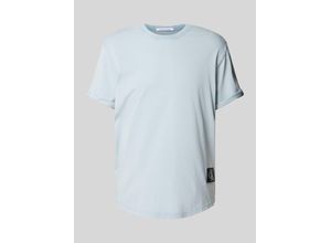 8720109365214 - T-Shirt mit Label-Badge