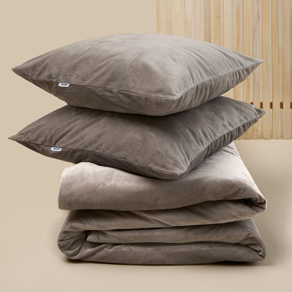 8720246738377 - Silky Smooth - Warm Grey - Bettbezugsset - 220 x 200cm