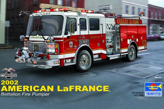 9580208025063 - Trumpeter 752506 - 1 25 American La France EagleFire Pumper 2002